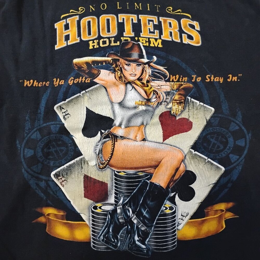 Vintage Y2K Hooters Las Vegas No Limit Hold 'Em Poker T-Shirt